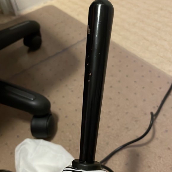 Reversed tapered curling wand - Picture 2 of 4